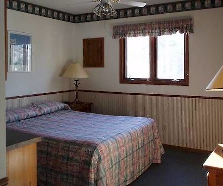 Pelican Shores Breezy Point Eksteriør billede